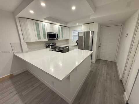11477 NW 39th Ct, Coral Springs, FL 33065