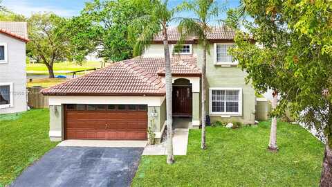 5501 NW 51st Ave, Coconut Creek, FL 33073