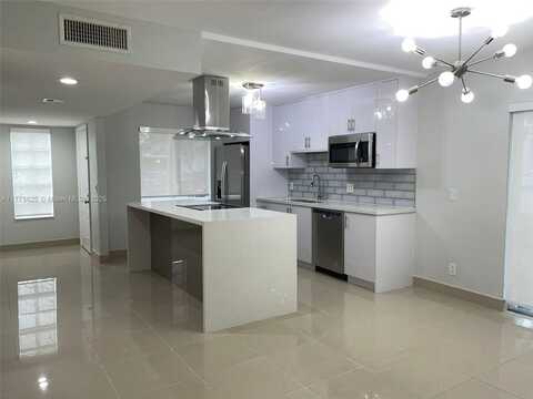 16571 Blatt Blvd, Weston, FL 33326