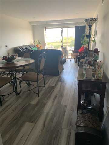 3120 N Pine Island Rd, Sunrise, FL 33351