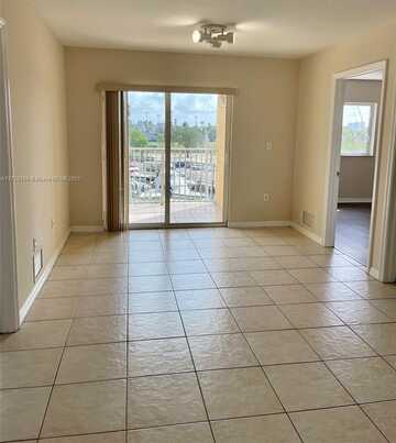 2415 NW 16th Street Rd, Miami, FL 33125
