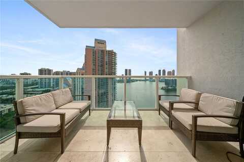 3330 NE 190th St, Aventura, FL 33180