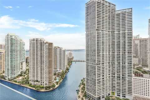 300 Biscayne Blvd way, Miami, FL 33131