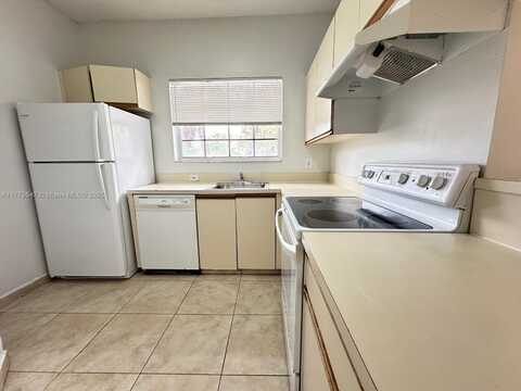 631 Cypress Lake Blvd, Deerfield Beach, FL 33064