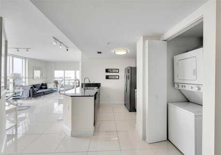 1871 NW S River Drive, Miami, FL 33125