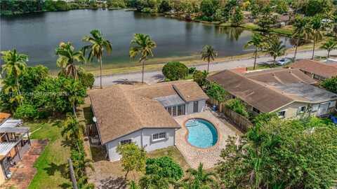 18400 NE 8th Ave, North Miami Beach, FL 33179
