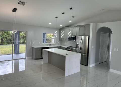 4206 SW 7th Ave, Cape Coral, FL 33914