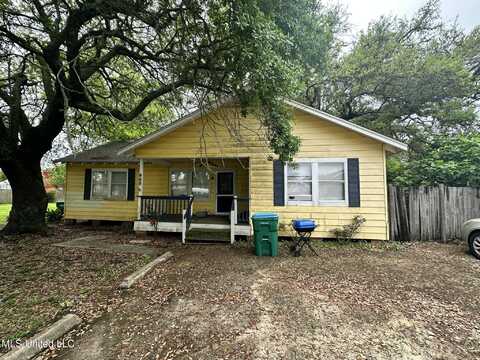 909 39th Avenue, Gulfport, MS 39501