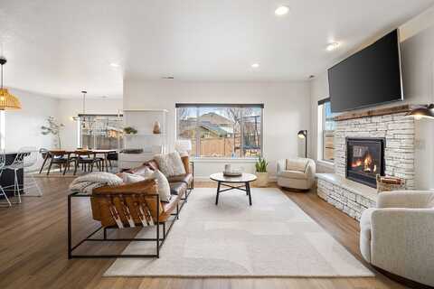 21404 NE Evelyn Place, Bend, OR 97701