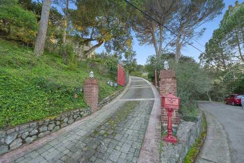 25 Oakhurst RD, SAN RAFAEL, CA 94901