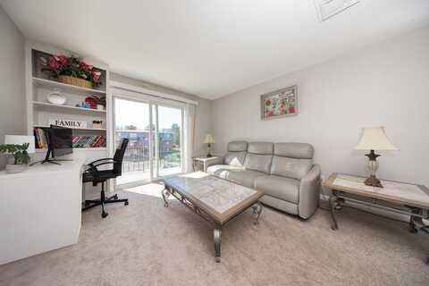 176 Maple Ave, Rutland, MA 01543