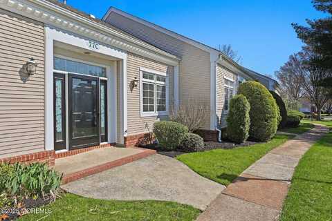 77 Winthrop Road, Monroe, NJ 08831