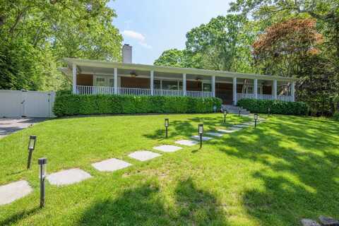 104 Springy Banks Road, East Hampton, NY 11937
