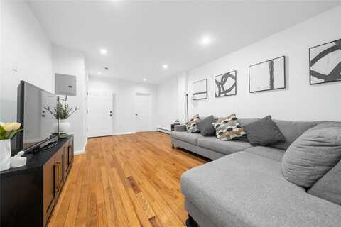 100 Autumn Avenue, Brooklyn, NY 11208