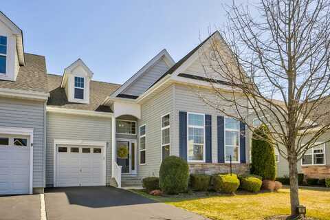 42 Augusta Drive, Medford, NY 11763