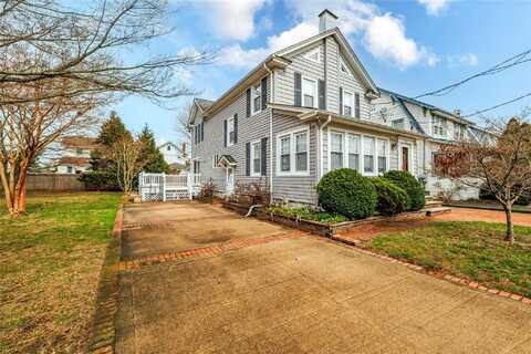 158 S Forest Avenue, Rockville Centre, NY 11570