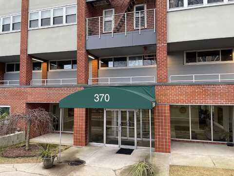 370 Westchester Avenue, Port Chester, NY 10573