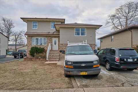 231 New York Avenue, Westbury, NY 11590