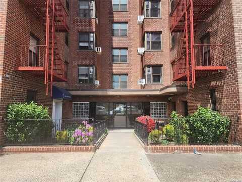 88-09 Northern Boulevard, Jackson Heights, NY 11372