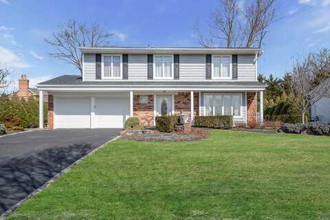 33 Lindron Avenue, Smithtown, NY 11787