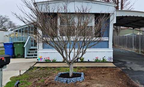 4 Mindy Lane., Bohemia, NY 11716