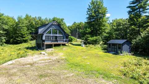 16 Dundee Lane, Bridgton, ME 04009