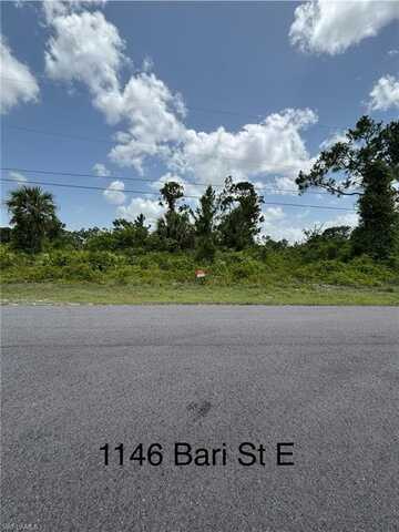 1146 Bari, LEHIGH ACRES, FL 33974