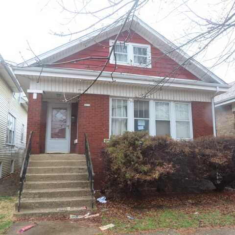 4938 W Wrightwood Avenue, Chicago, IL 60639