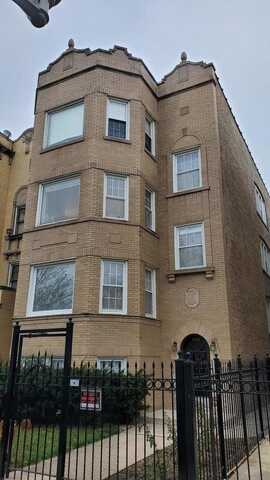 6147 N Mozart Street, Chicago, IL 60659