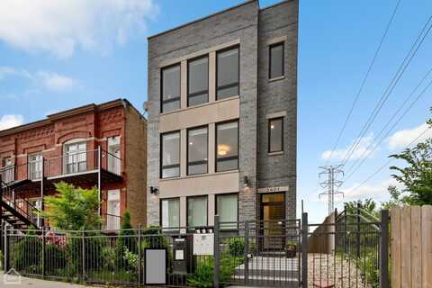 2601 W Washington Boulevard, Chicago, IL 60612