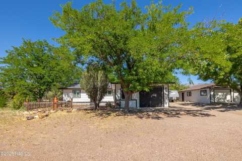 8400 Pine Country Lane, Flagstaff, AZ 86004