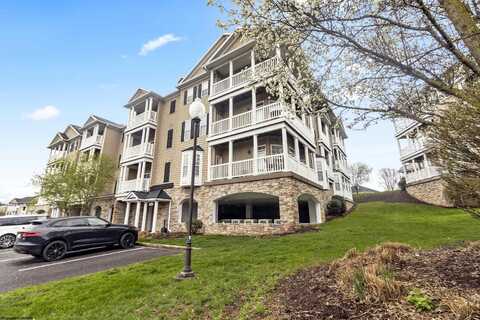 2518 Suncrest Village, Morgantown, WV 26505