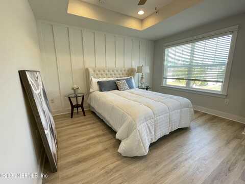 908 2ND Avenue N, Jacksonville Beach, FL 32250