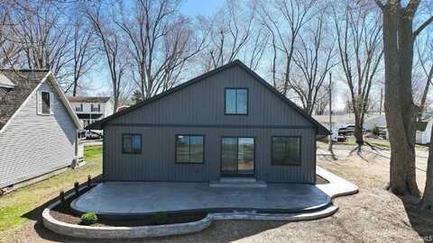 6540 S 070 E, Wolcottville, IN 46795