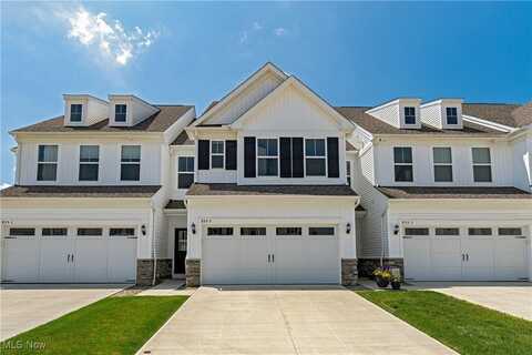 855-2 Dipper Lane, Aurora, OH 44202