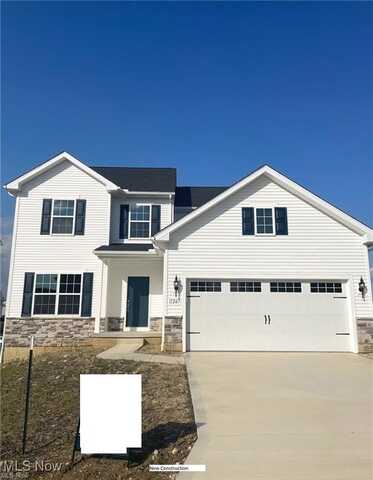 3393 Buckeye Trail, Green, OH 44685