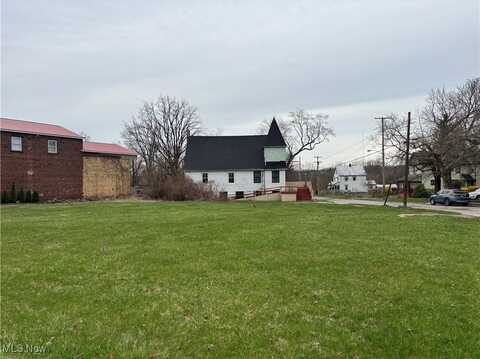W Wilson Avenue, Youngstown, OH 44506