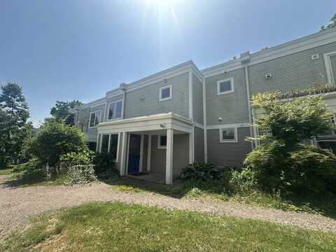 22 East Village Drive, Burlington, VT 05401