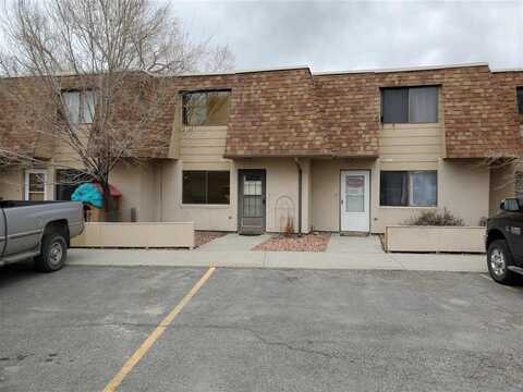1817 Mountain View Dr, Cody, WY 82414