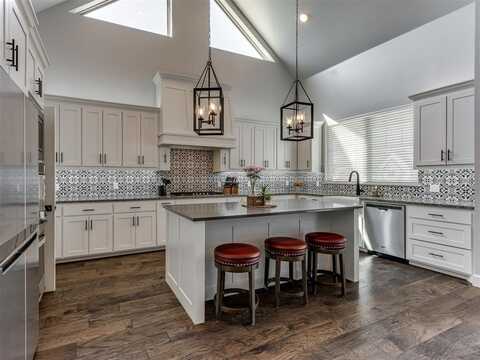1435 Walnut Way, Goldsby, OK 73093