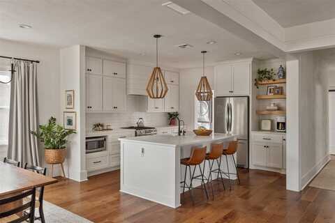 706 W Hill Street, Oklahoma City, OK 73118