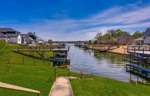 207 Ellen Lane, Mabank, TX 75156