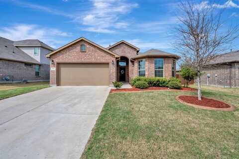 560 Camber Street, Saginaw, TX 76131