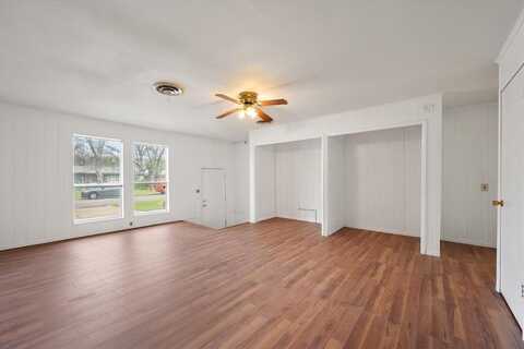 1604 Marshalldale Drive, Arlington, TX 76013
