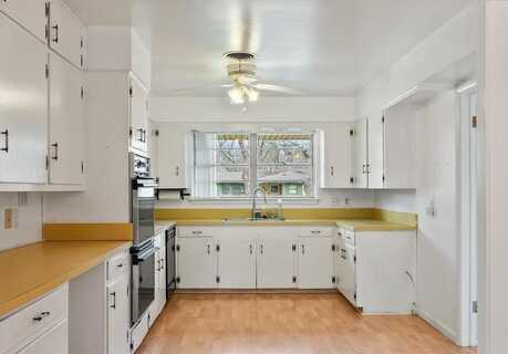 1604 Marshalldale Drive, Arlington, TX 76013