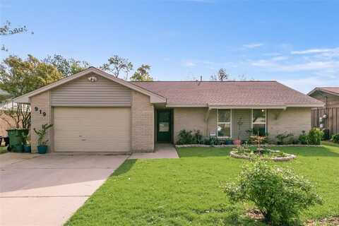 919 Stony Brook Drive, Lewisville, TX 75067