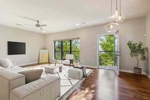 2201 Annex Avenue, Dallas, TX 75204