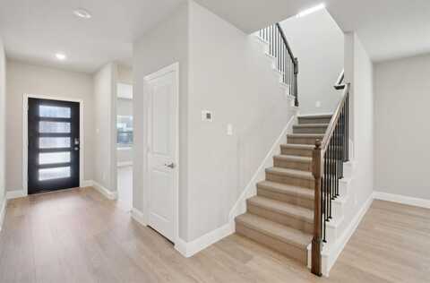 909 Elijah Lane, McKinney, TX 75069
