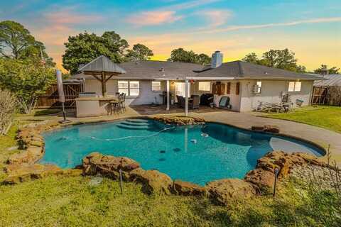 146 Village Estates Drive, Highland Village, TX 75077