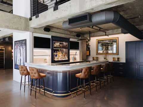 2011 Cedar Springs Road, Dallas, TX 75201